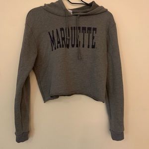 Cropped Marquette hoodie